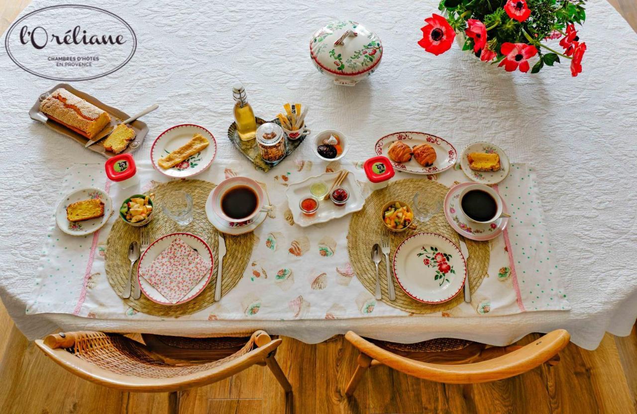 D'hotes L'oreliane En Provence Only Adult Bed & Breakfast 3*
