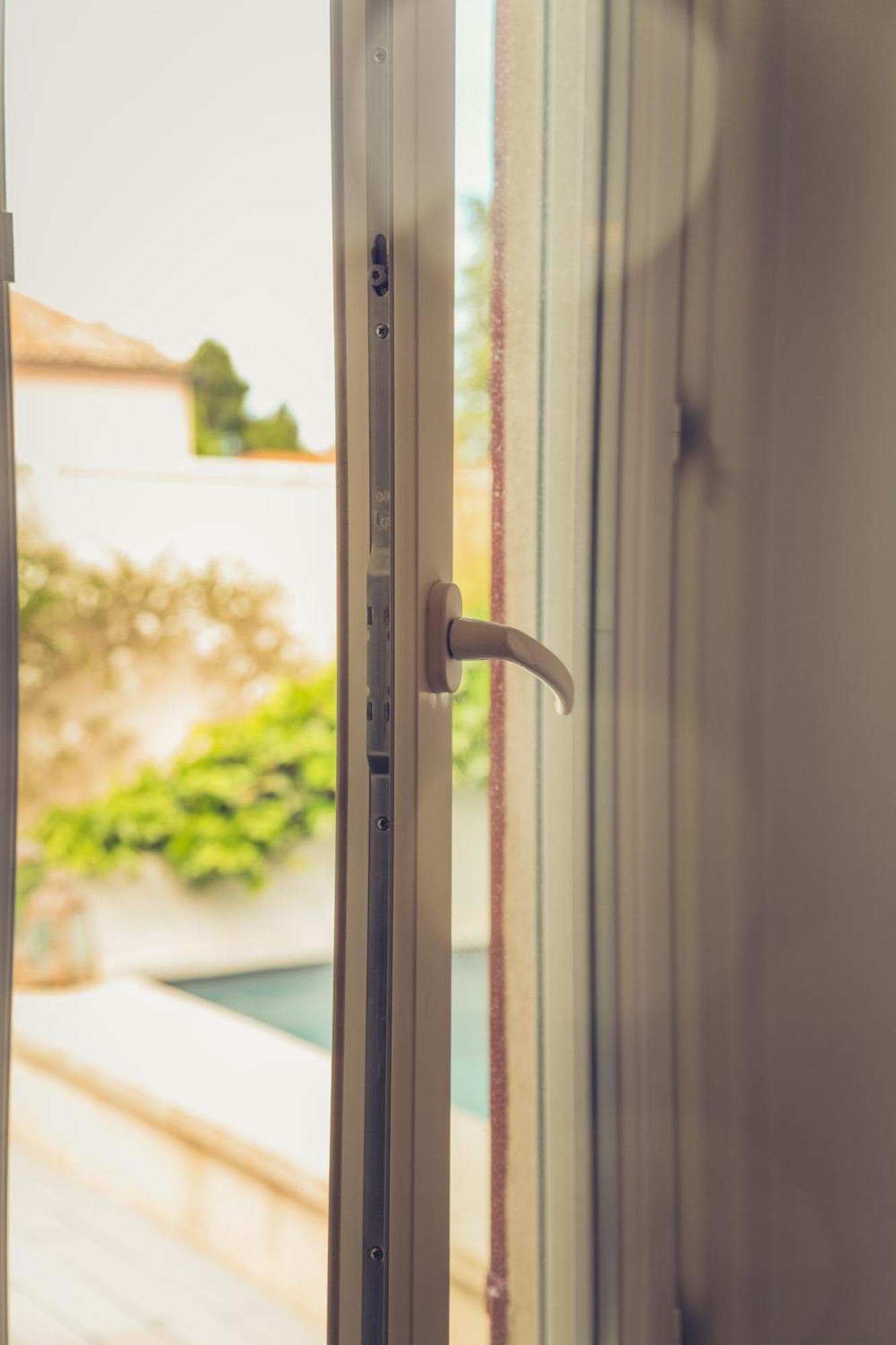 D'hotes L'oreliane En Provence Only Adult 3*