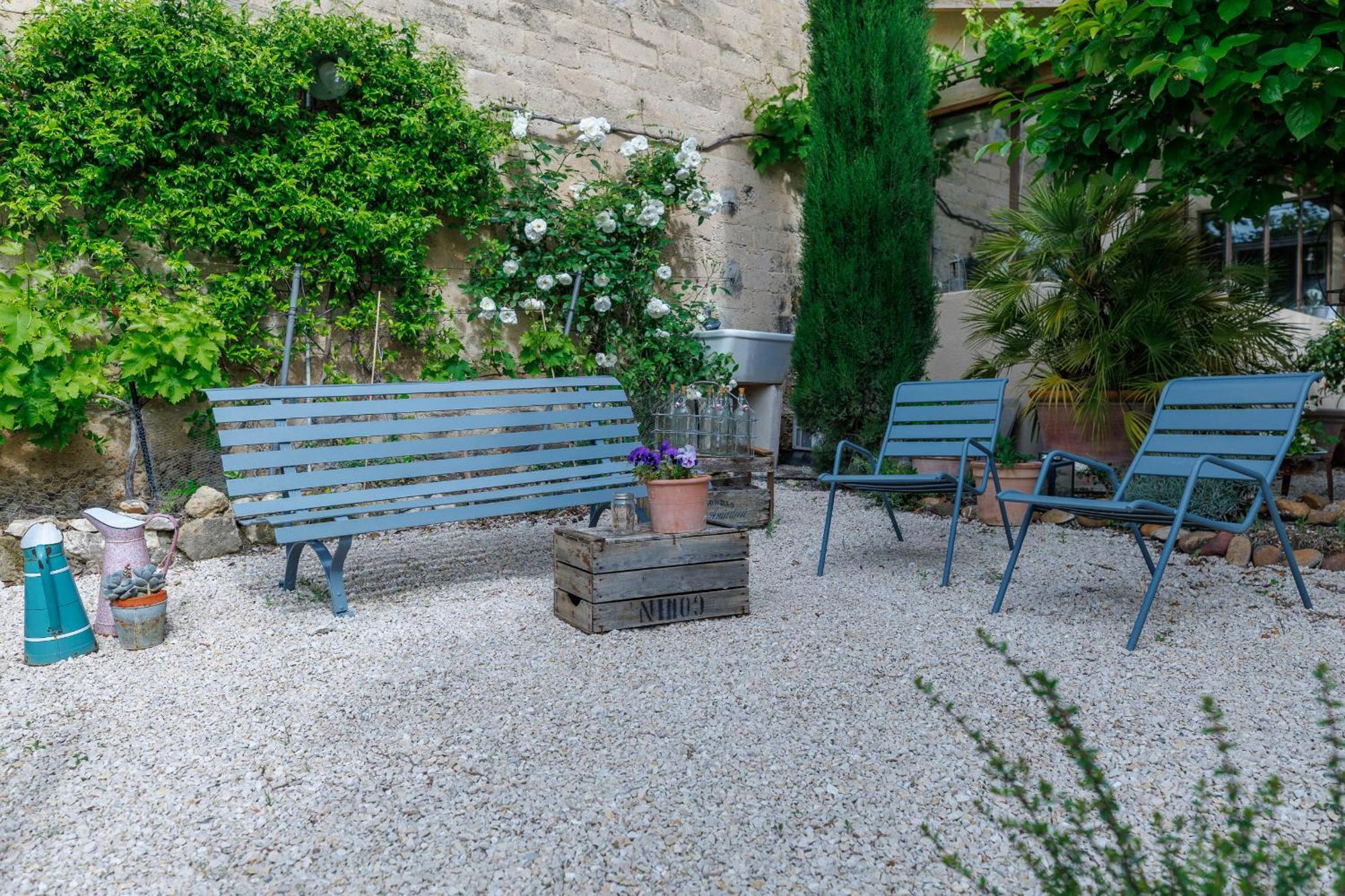 D'hotes L'oreliane En Provence Only Adult Bed & Breakfast Châteauneuf-de-Gadagne